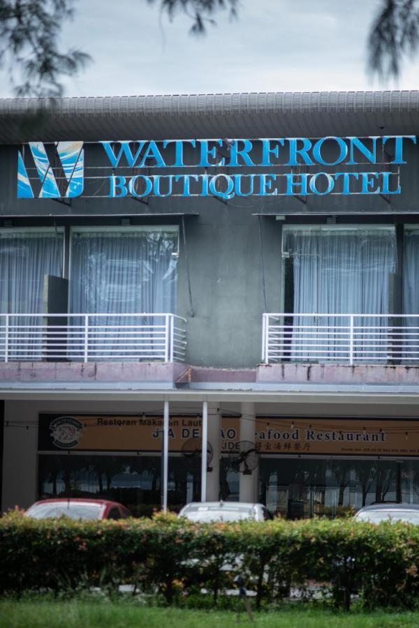 Waterfront Boutique Hotel Порт-Диксон Экстерьер фото