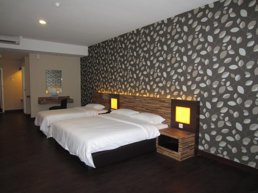 Waterfront Boutique Hotel Порт-Диксон Номер фото